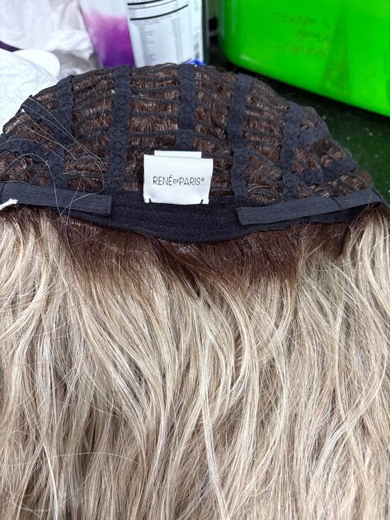 René of Paris “Roxie” wig in color Billionaire Blond-R New main image 8